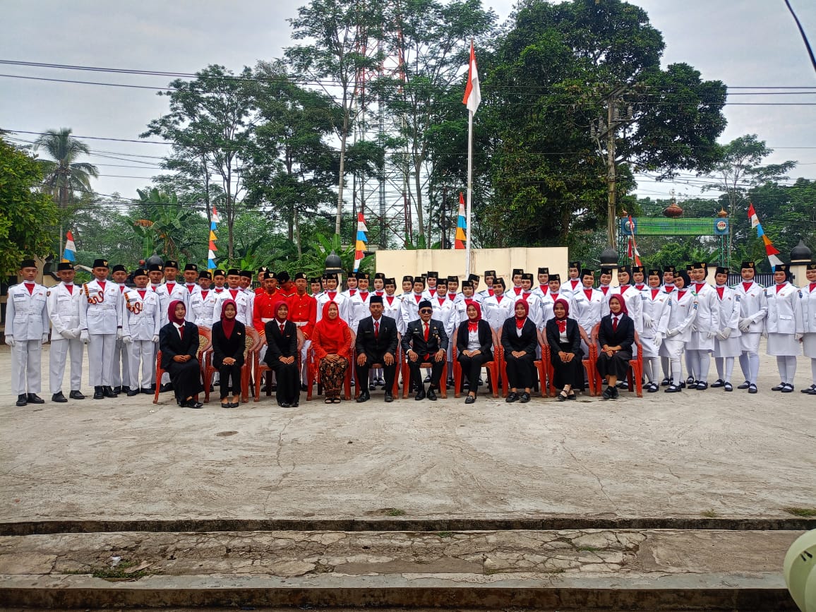 acara-hut-ri-di-kecamatan-gunungsari