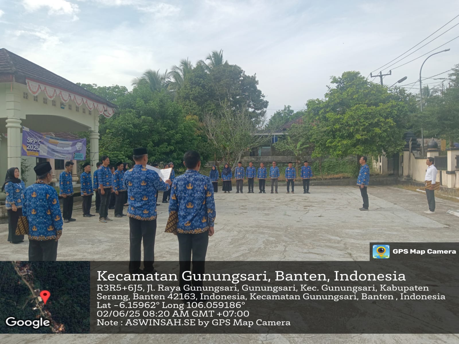 kegiatan-apel-hari-kesadaran-nasional-di-lingkungan-kantor-kecamatan-gunungsari